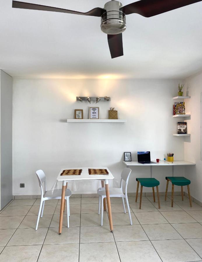 Appartement Lumineux Et Calme Saint-Denis Centre Eksteriør bilde